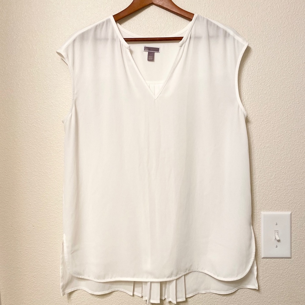 Chelsea28 Pleat Back Top - Picture 7 of 12